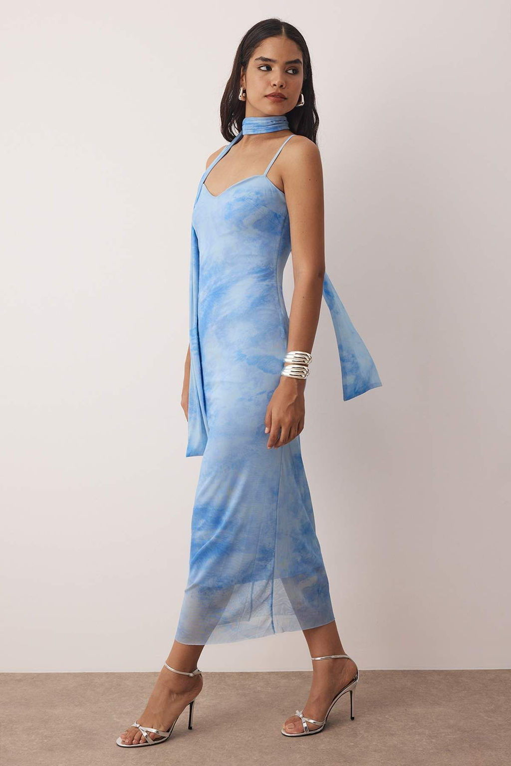 Yesil Fular Detayl? Tul Maxi Orme Elbise TPRSS25EL00314 - Trendyolmilla фото 9