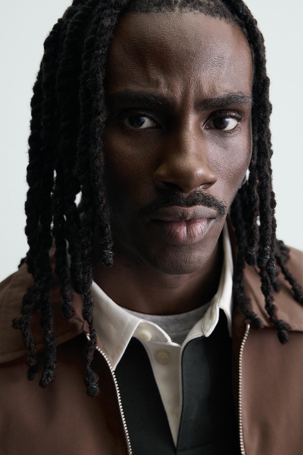 CAZADORA T?CNICA RELAXED FIT / Marr?n - Zara фото 6