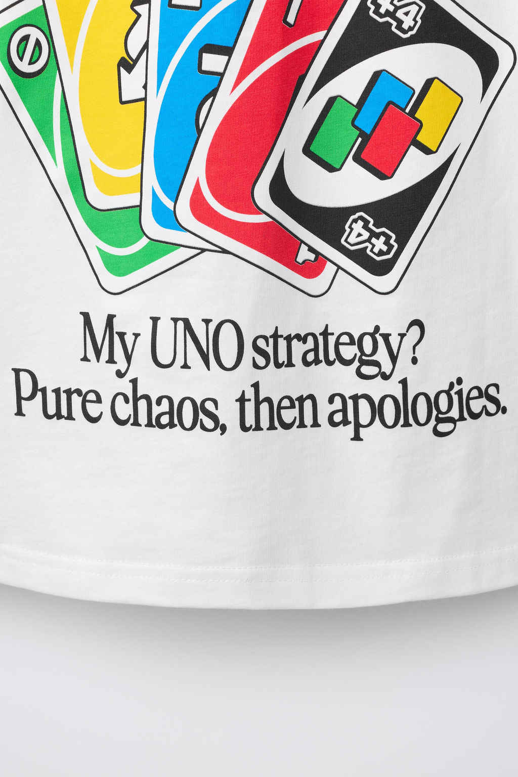 CAMISETA ESTAMPADO JUEGO CARTAS UNO  / Blanco