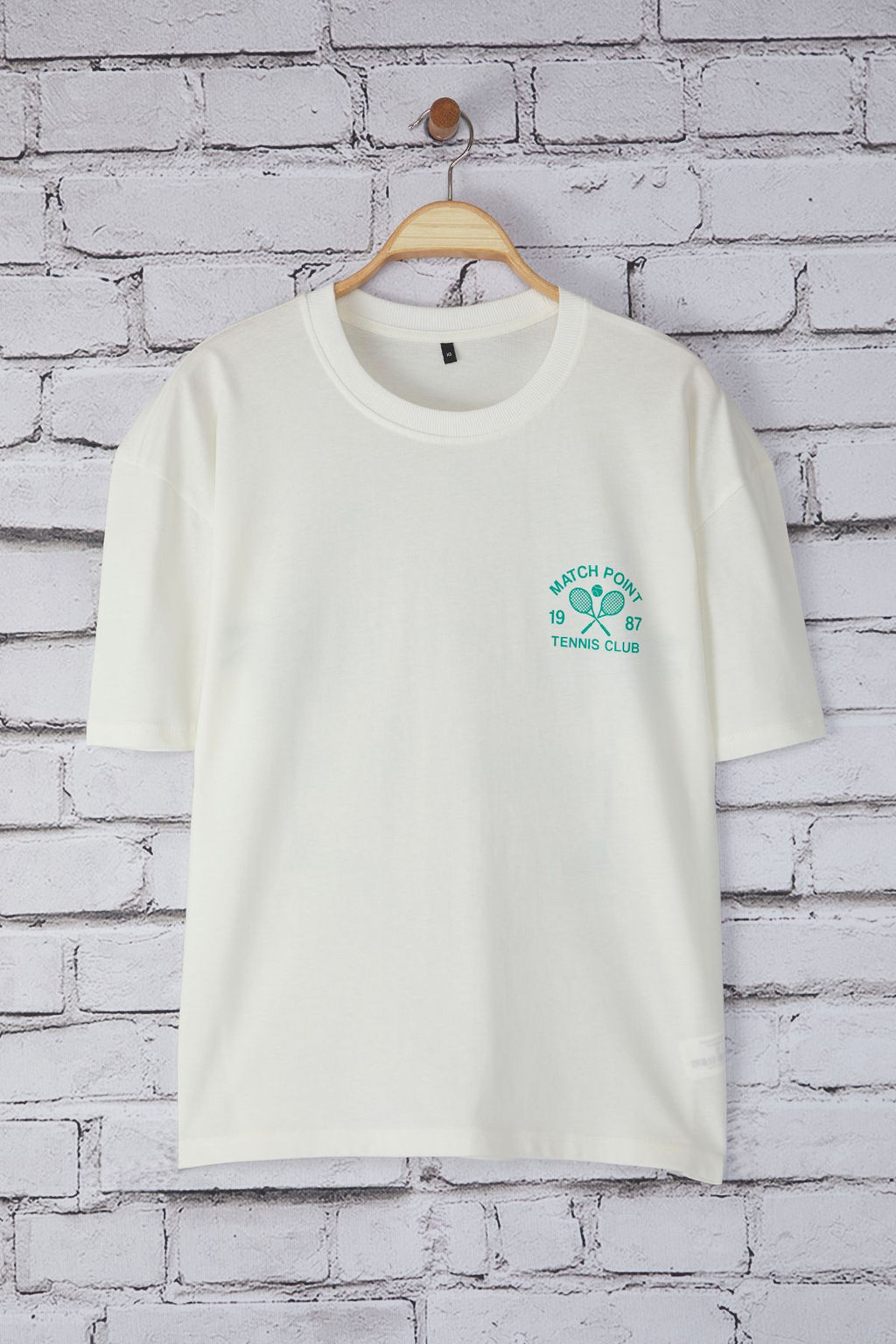 TRENDYOL MAN Ekru Oversize/Genis Kesim Tenis Bask?l? %100 Pamuk T-Shirt TMNSS25TS00116 - Trendyolmilla фото 8