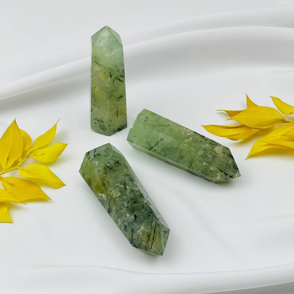 Кристалл из Пренита