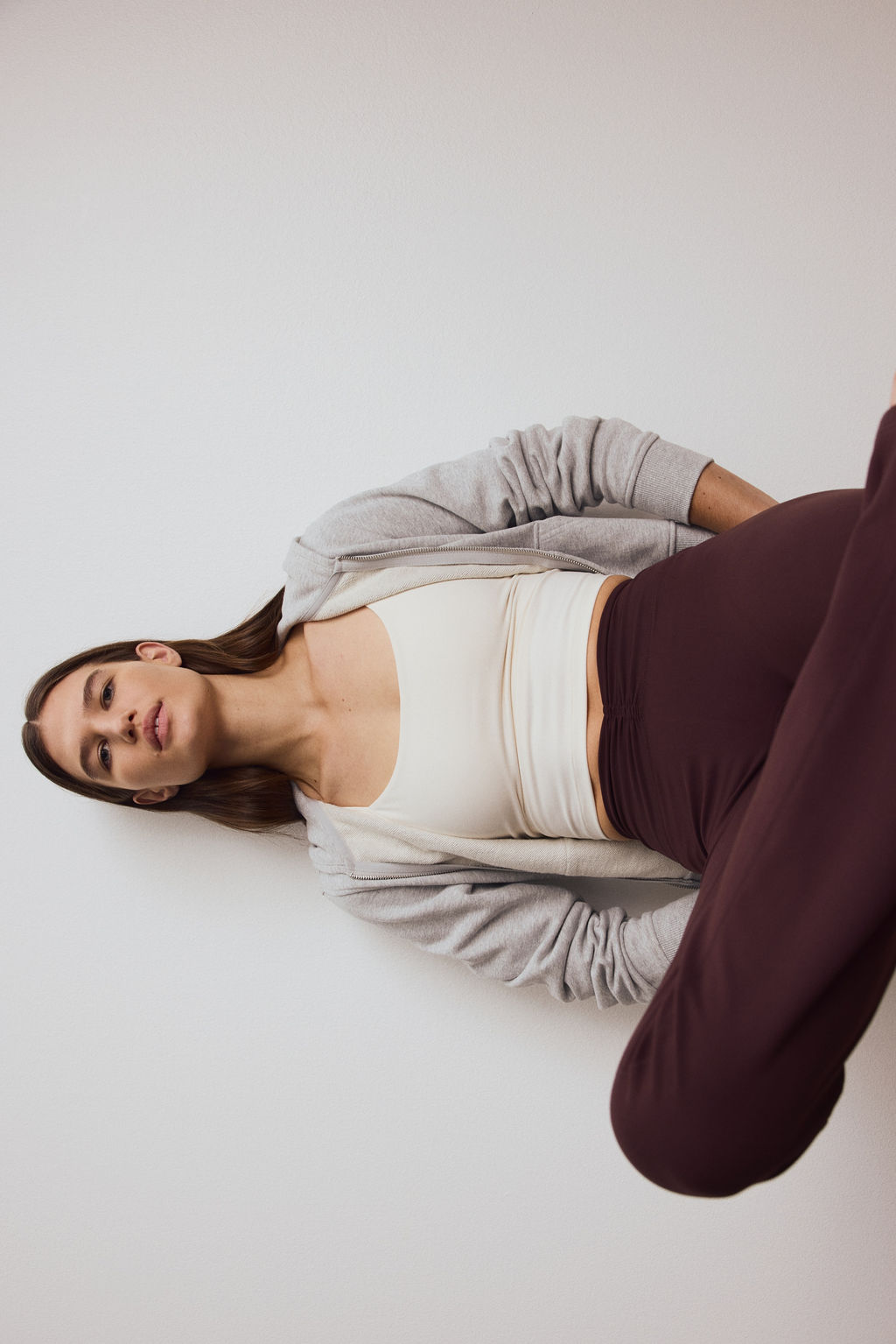 Leggings de yoga acampanados con SoftMove - H&m фото 4