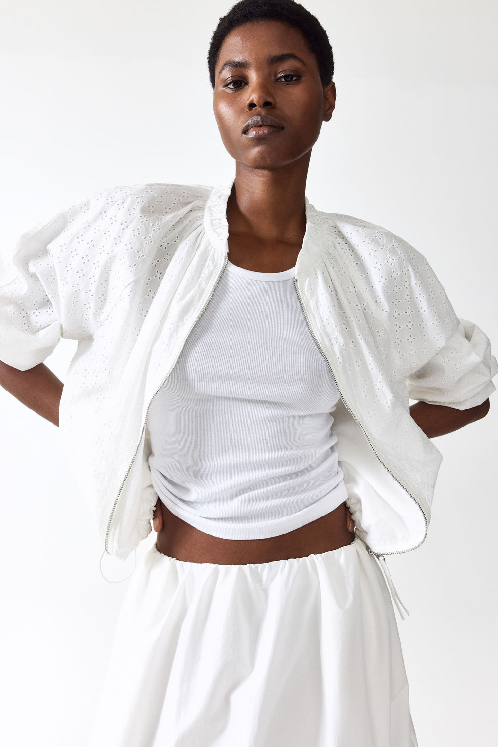 Cazadora blus?n con bordado ingl?s - H&m фото 2