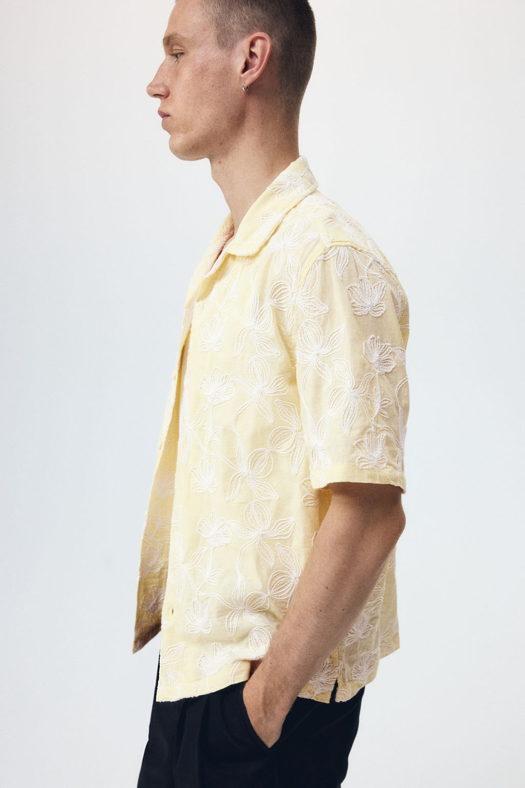 Camisa resort bordada Regular Fit - H&m фото 7