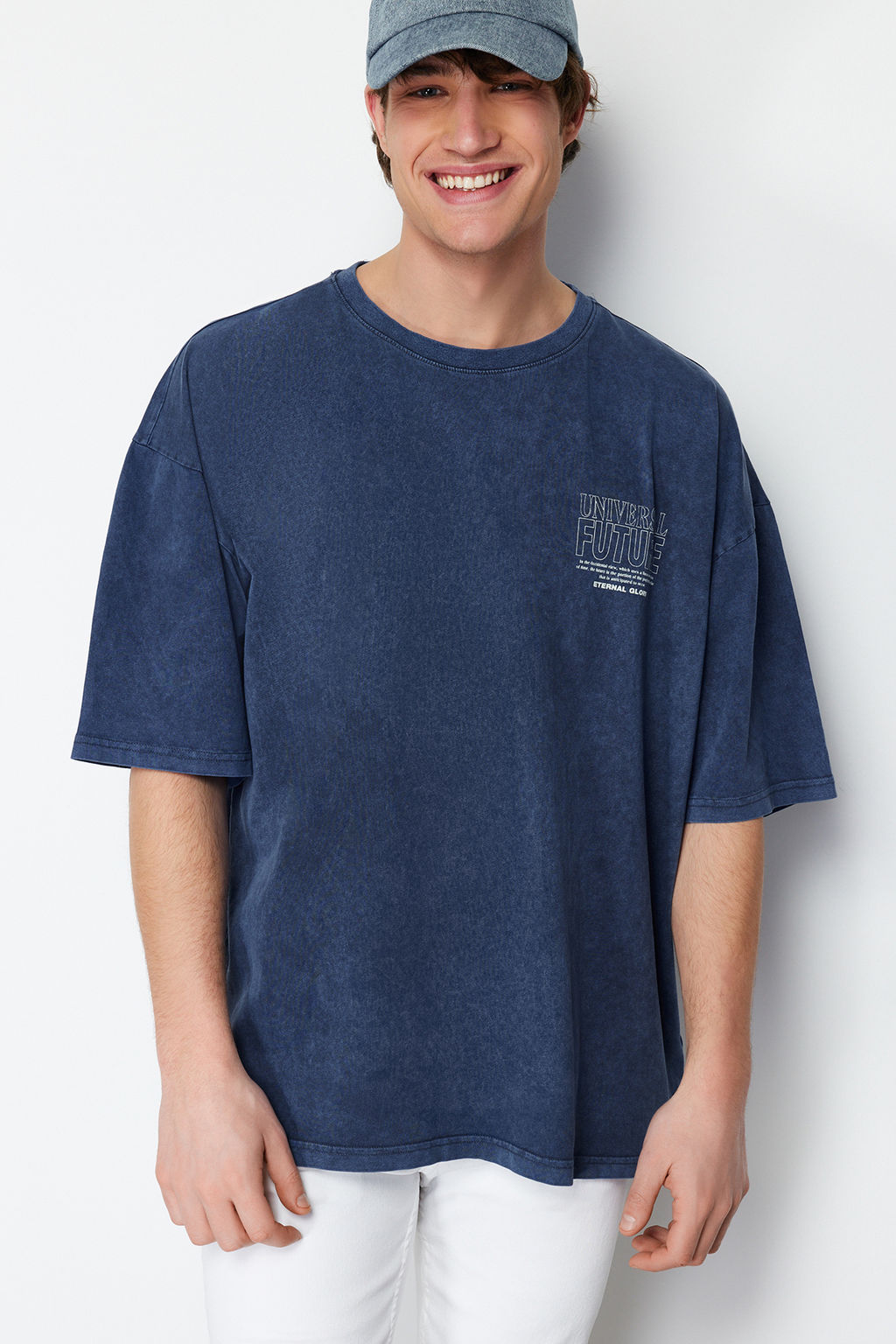 TRENDYOL MAN Antrasit Oversize/Genis Kesim Soluk Efektli Yaz? Bask?l? %100 Pamuklu T-Shirt TMNSS24TS00043 - Trendyolmilla фото 5