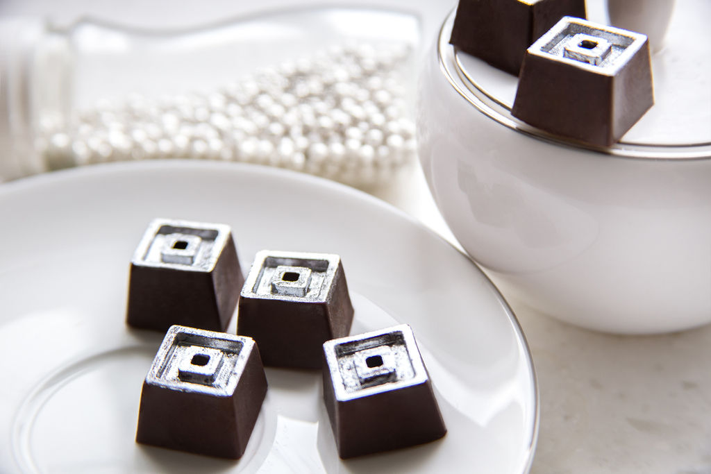 Форма силиконовая S-CHIEF для конфет SPC-0116 21 x 10 x 1.8 см кубики-15 ячеек  фото 5