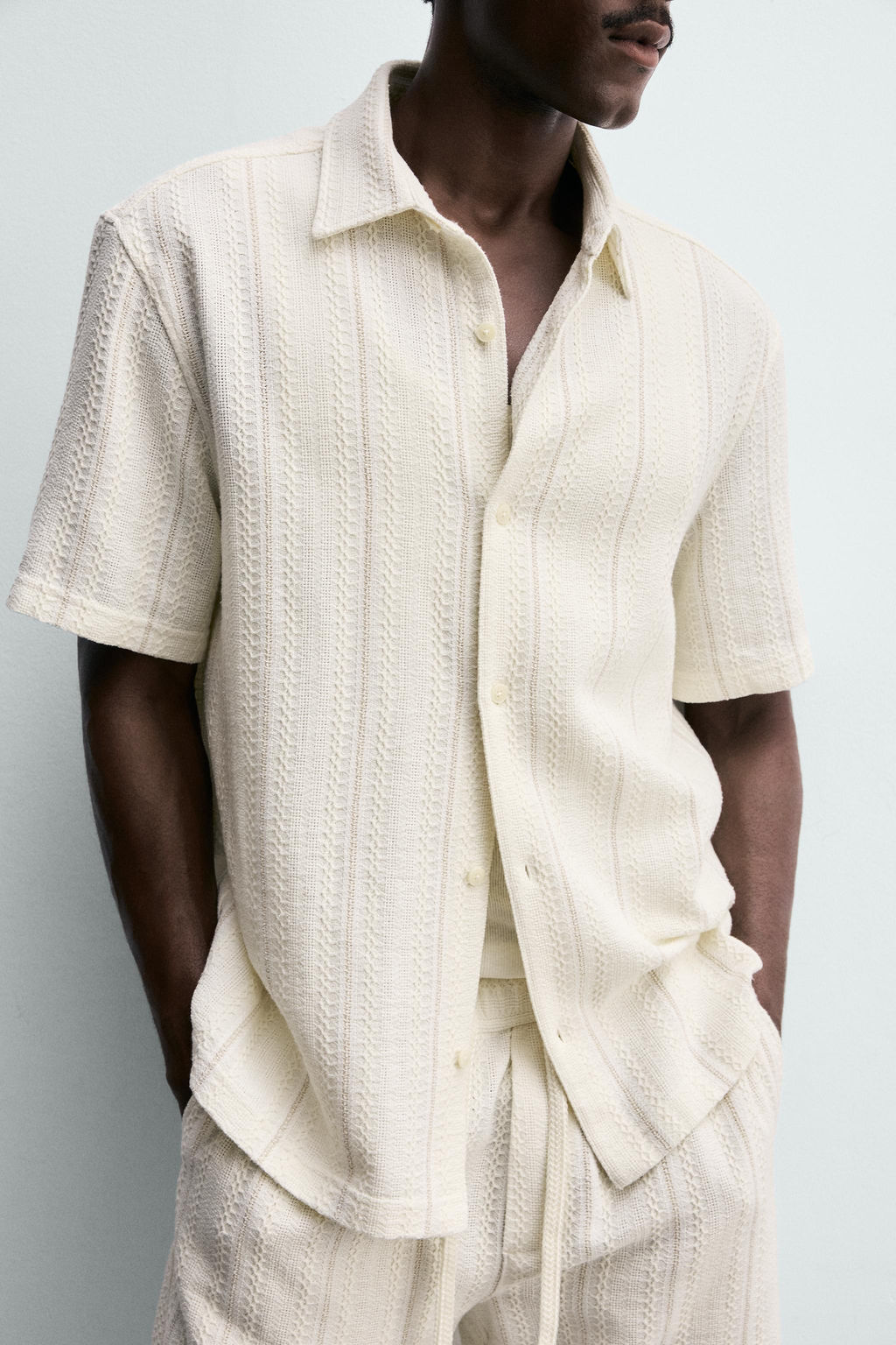 CAMISA REGULAR FIT ESTRUCTURA / Crudo - Zara фото 5