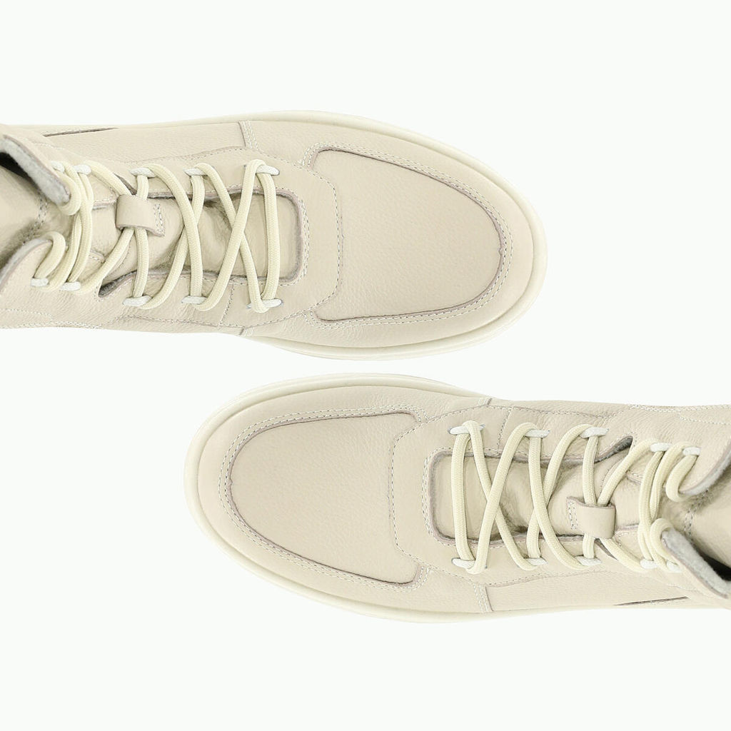 Ботинки девичьи