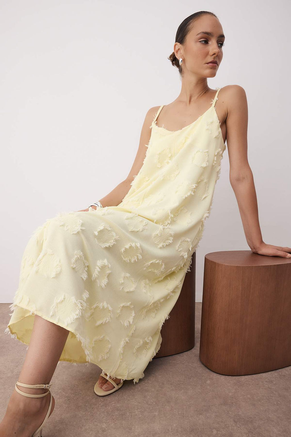 Mavi Duz Midi Dokuma Elbise TWOSS25EL00905 - Trendyolmilla фото 13