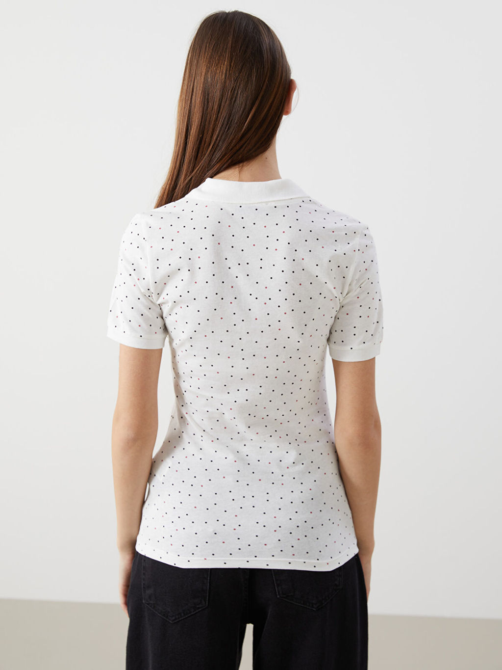 LC Waikiki Ekru Polo Yaka Desenli Kad_n Ti__rt