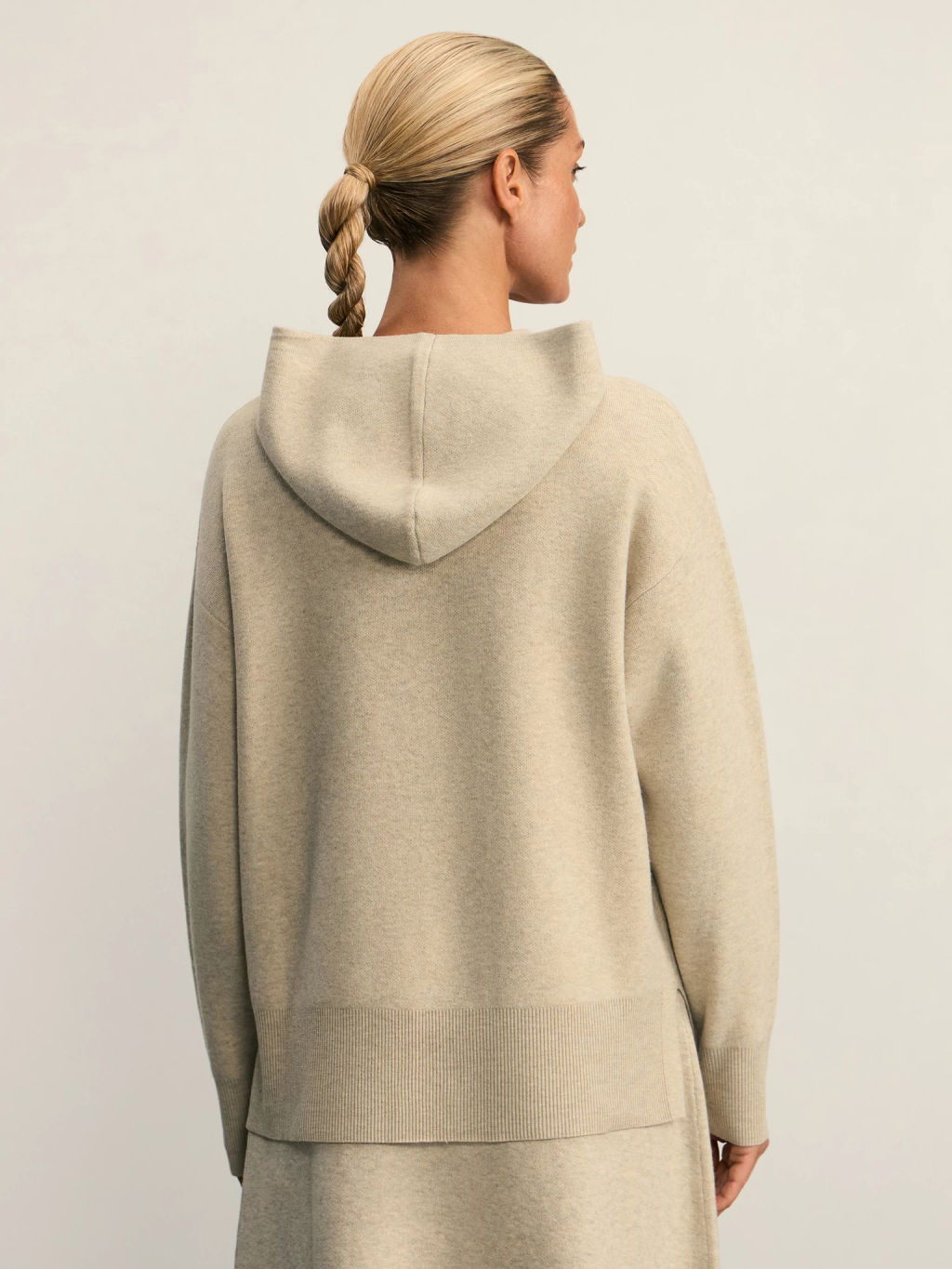 Джемпер с капюшоном / Zarina  фото 5