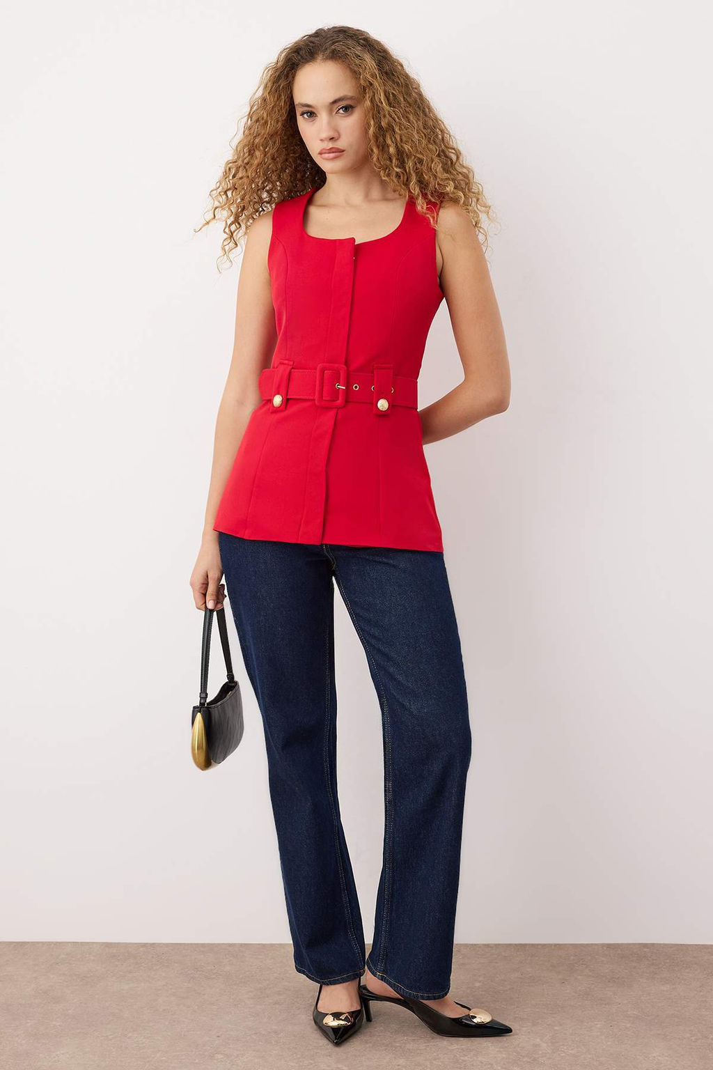 Siyah Kemerli Fitted C?tc?t Kapamal? Yelek TWOAW26YE00046 - Trendyolmilla фото 6