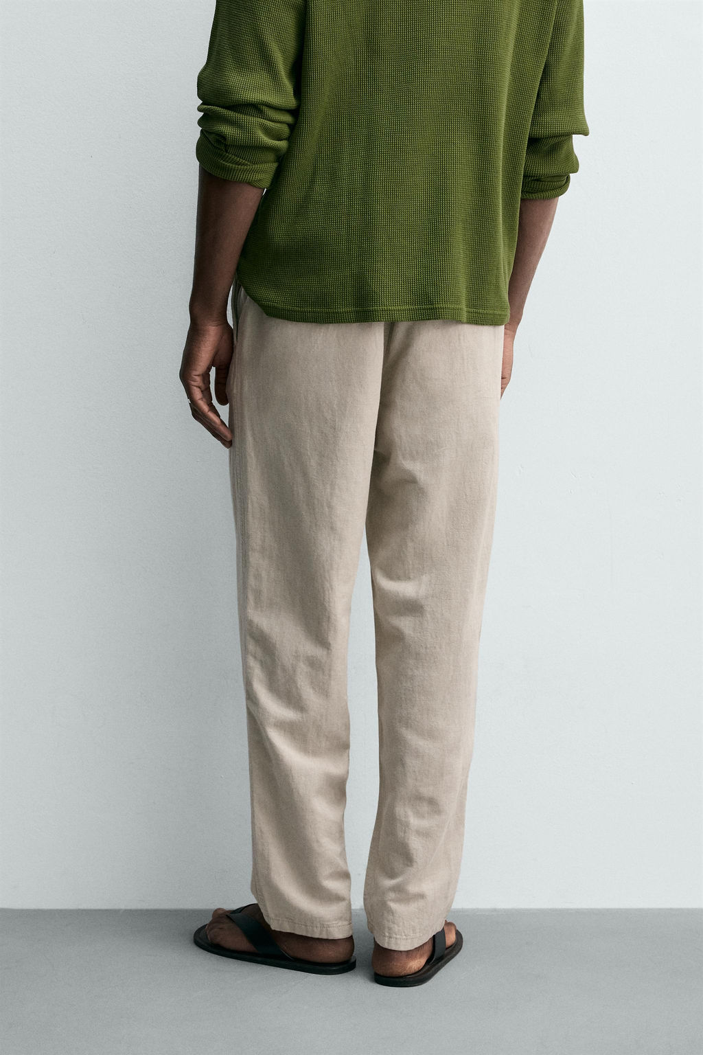 PANTAL?N FLUIDO STRAIGHT FIT / Gris perla - Zara фото 3