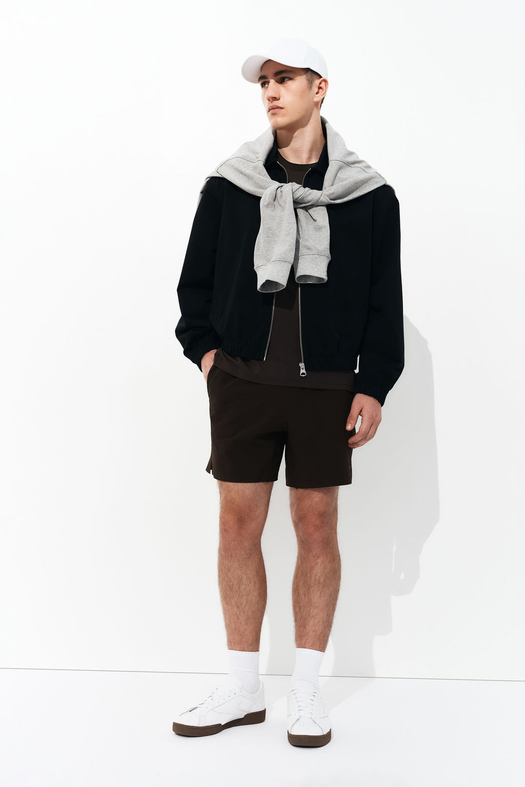 Pantal?n corto de tenis con DryMove Regular Fit - H&m фото 8