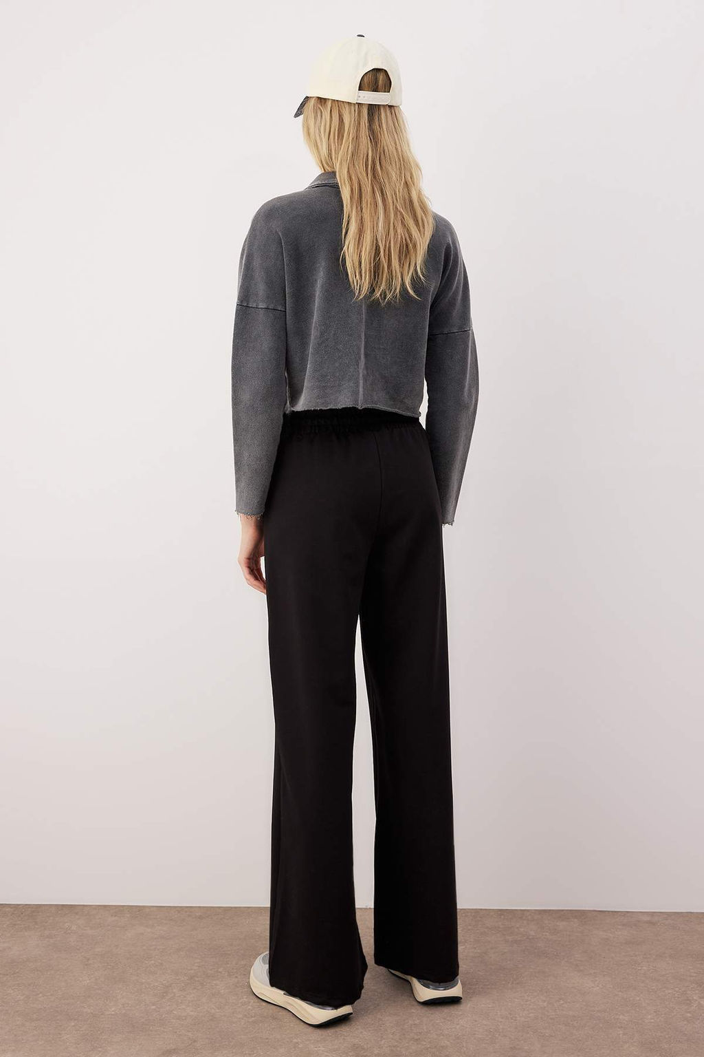 Siyah Pamuklu Genis Paca Ince Orme Spor Esofman Alt? TWOAW22EA0053