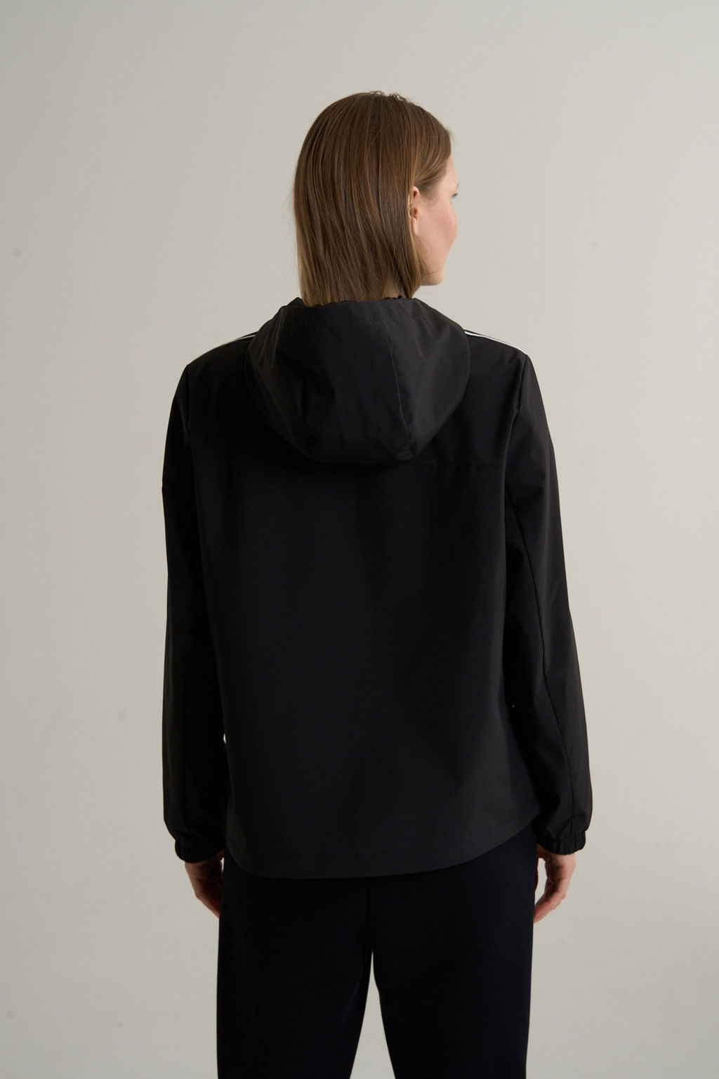 Ветровка Черный TRN ESSENTIAL Woven Track Top - Anta фото 8