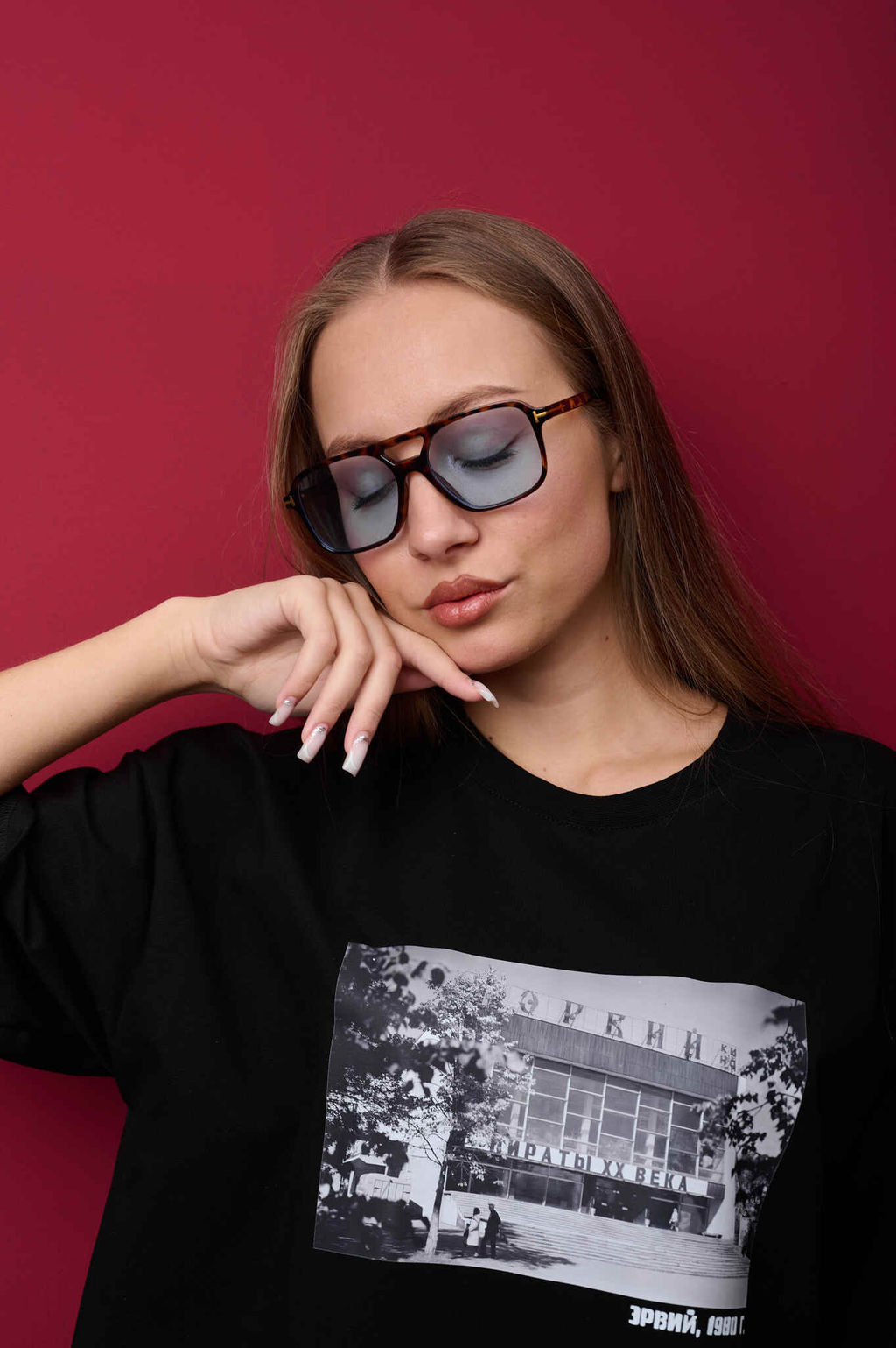 Футболка оверсайз унисекс " Эрвий" черный