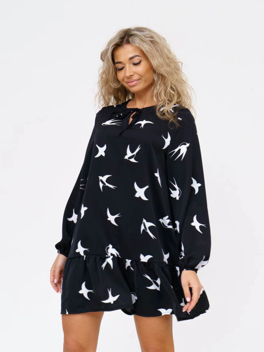 Платье женское, цвет черный белый