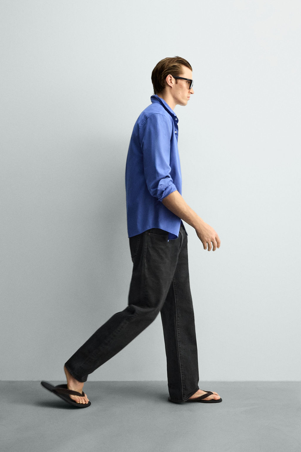 JEANS STRAIGHT FIT / Negro