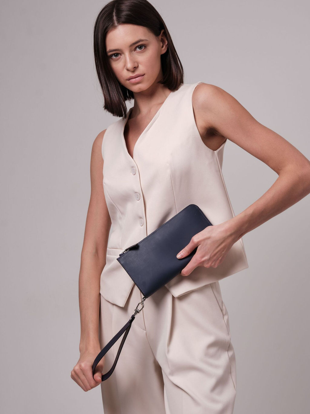 Клатч кожаный Azaro 30647 фиолетовый цветок