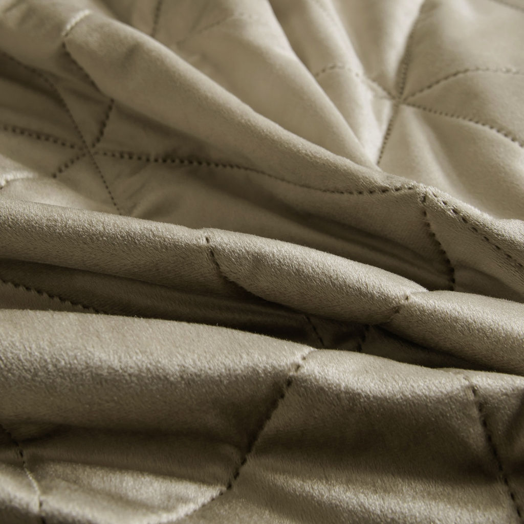 Велюровое покрывало в клетку и две наволочки OVL031 160*220/50-70 1 шт - Ситрейд фото 8