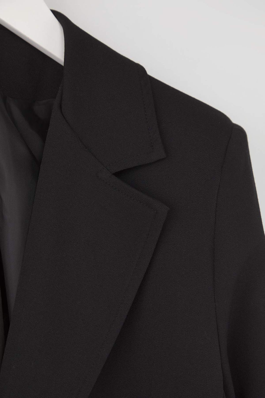 Siyah Aksesuar Dugmeli Cepli Fitted/Bele Oturan Dokuma Blazer Ceket TWOAW26BC00007