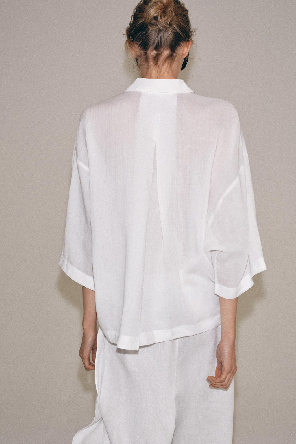 PANTAL?N LINO ABERTURAS ZW COLLECTION / Blanco - Zara фото 3