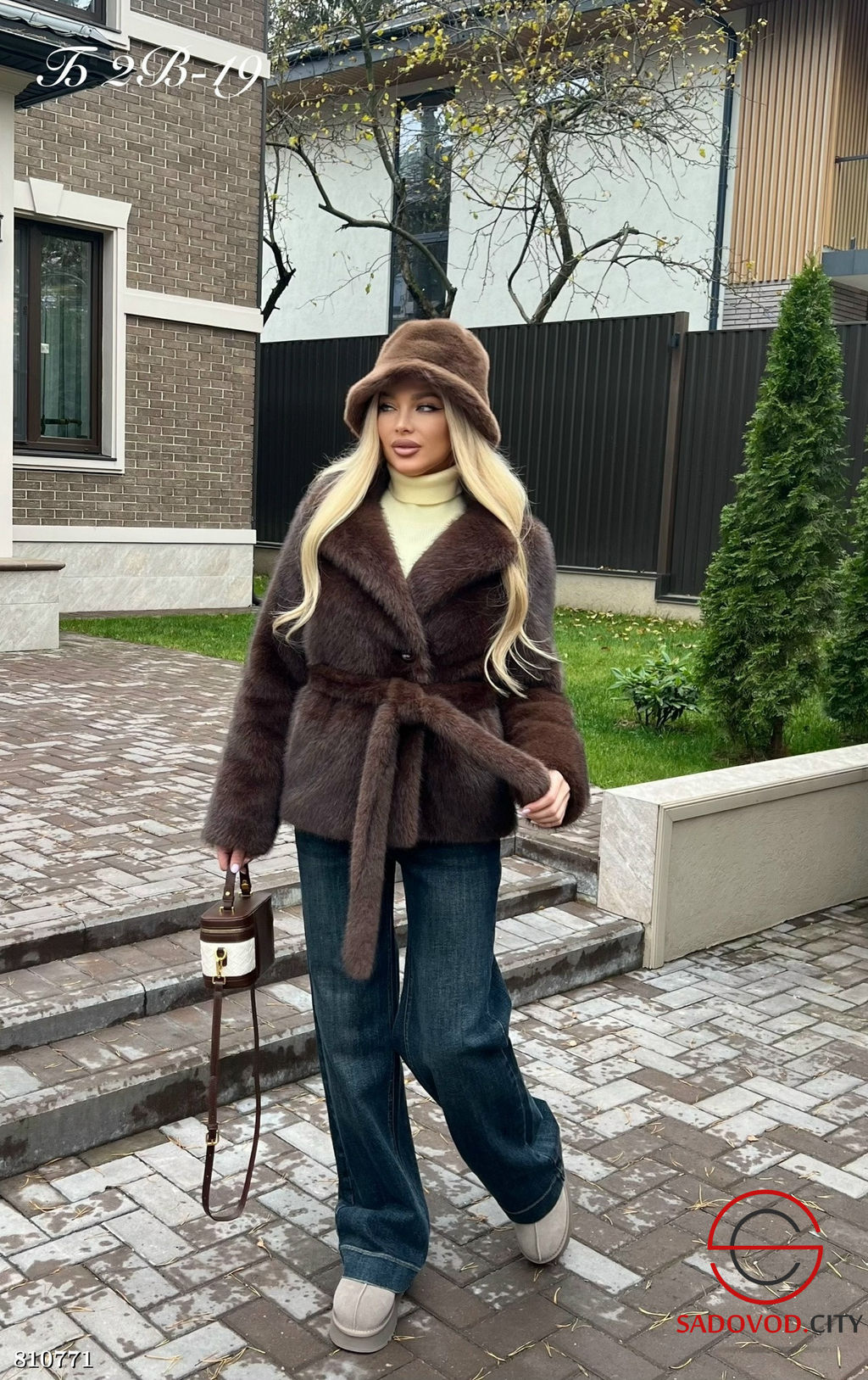 Шуба женская с прямым рукавом