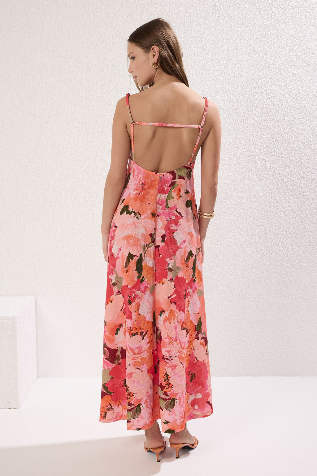 TRENDYOLMILLA Siyah Ayarlanabilir Ask?l? A-Line Burumcuk/Dokulu Orme Maxi Elbise TWOSS24EL00060  фото 20