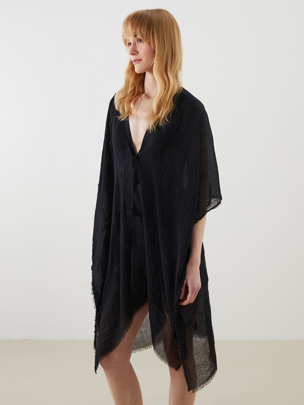 LC Waikiki Siyah _al Yaka Kad_n Kimono