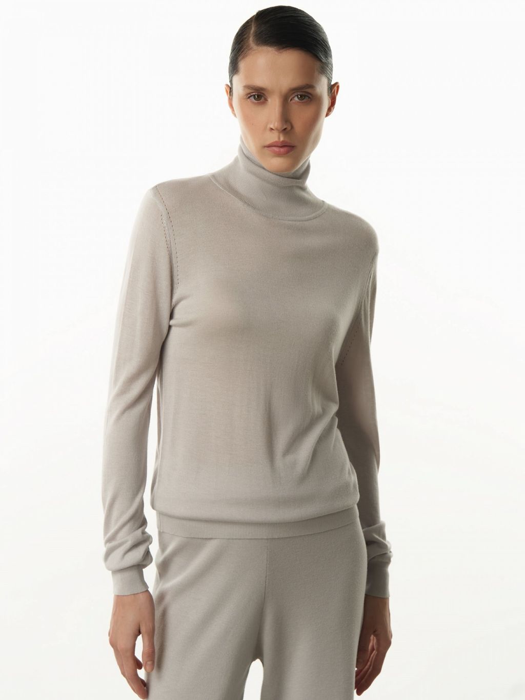Conso/KTL 230701 - light grey Водолазка женская