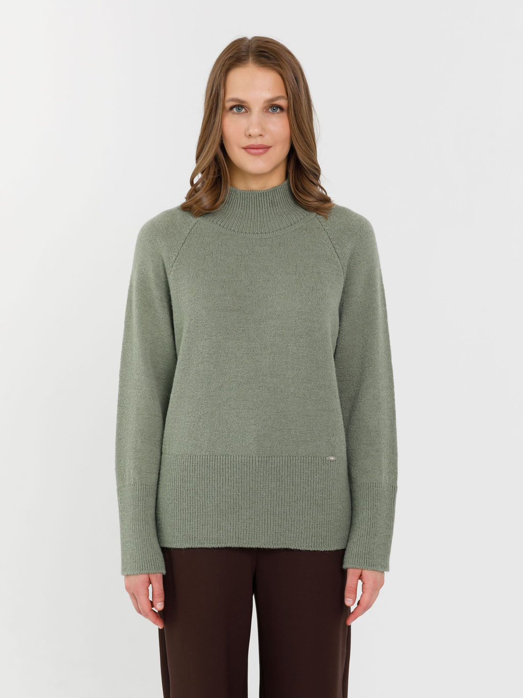 Свитер вязаный