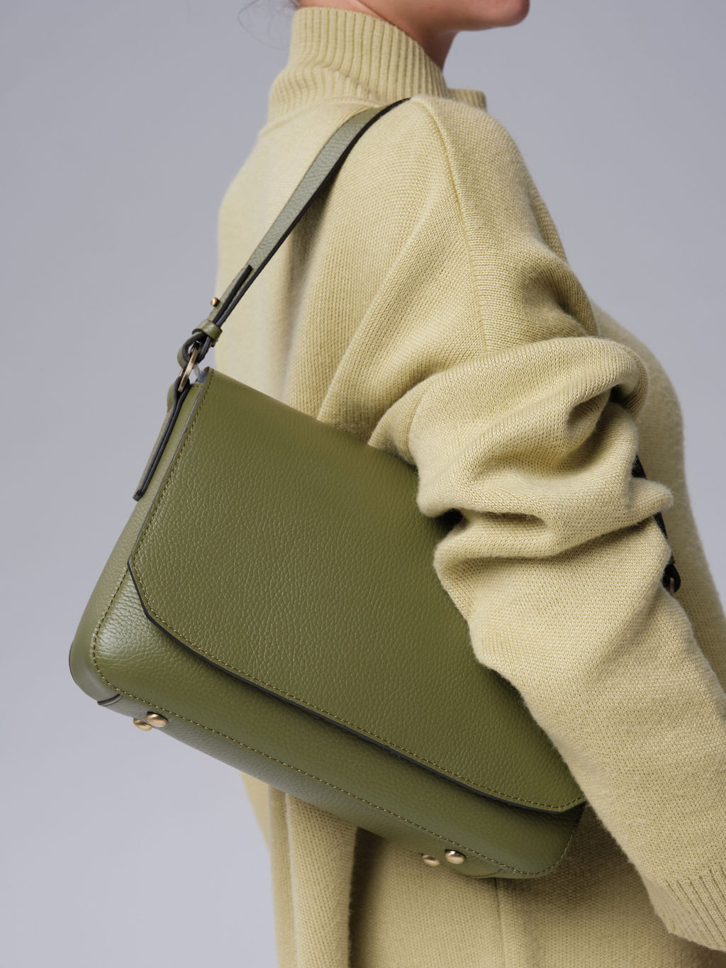 Сумка на плечо Deboro 30512 зеленая водоросль