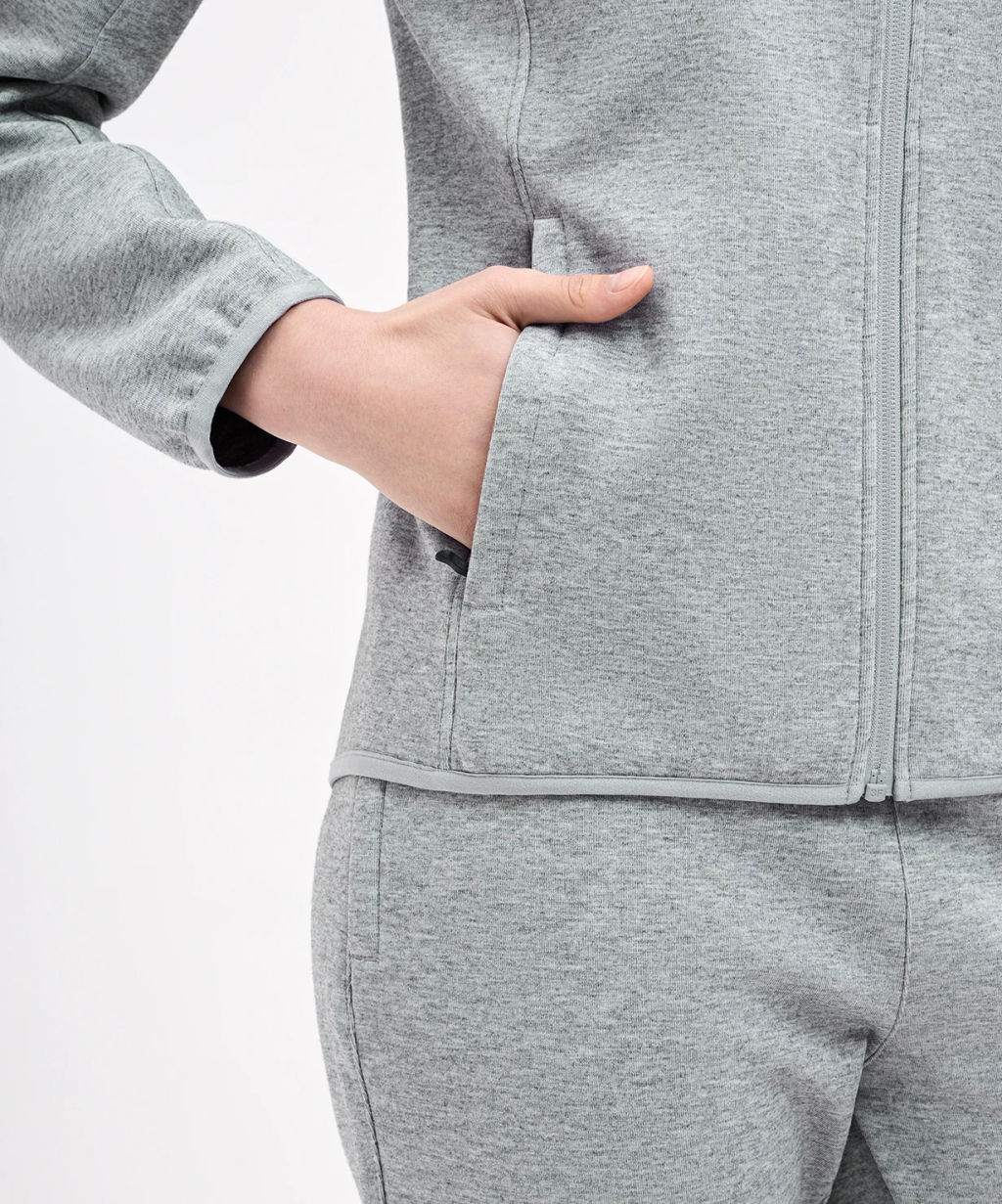 Худи на молнии женское JOGEL ESSENTIAL Athlete Hooded FZ Jacket W, серый  фото 11