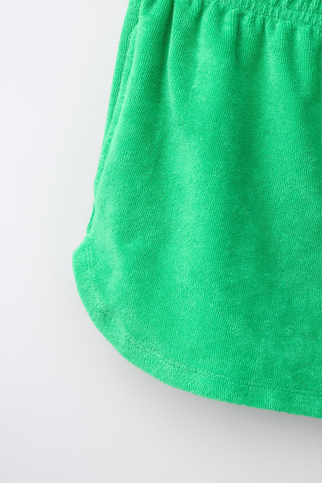 CONJUNTO POLO Y BERMUDA EFECTO TOALLA / Verde