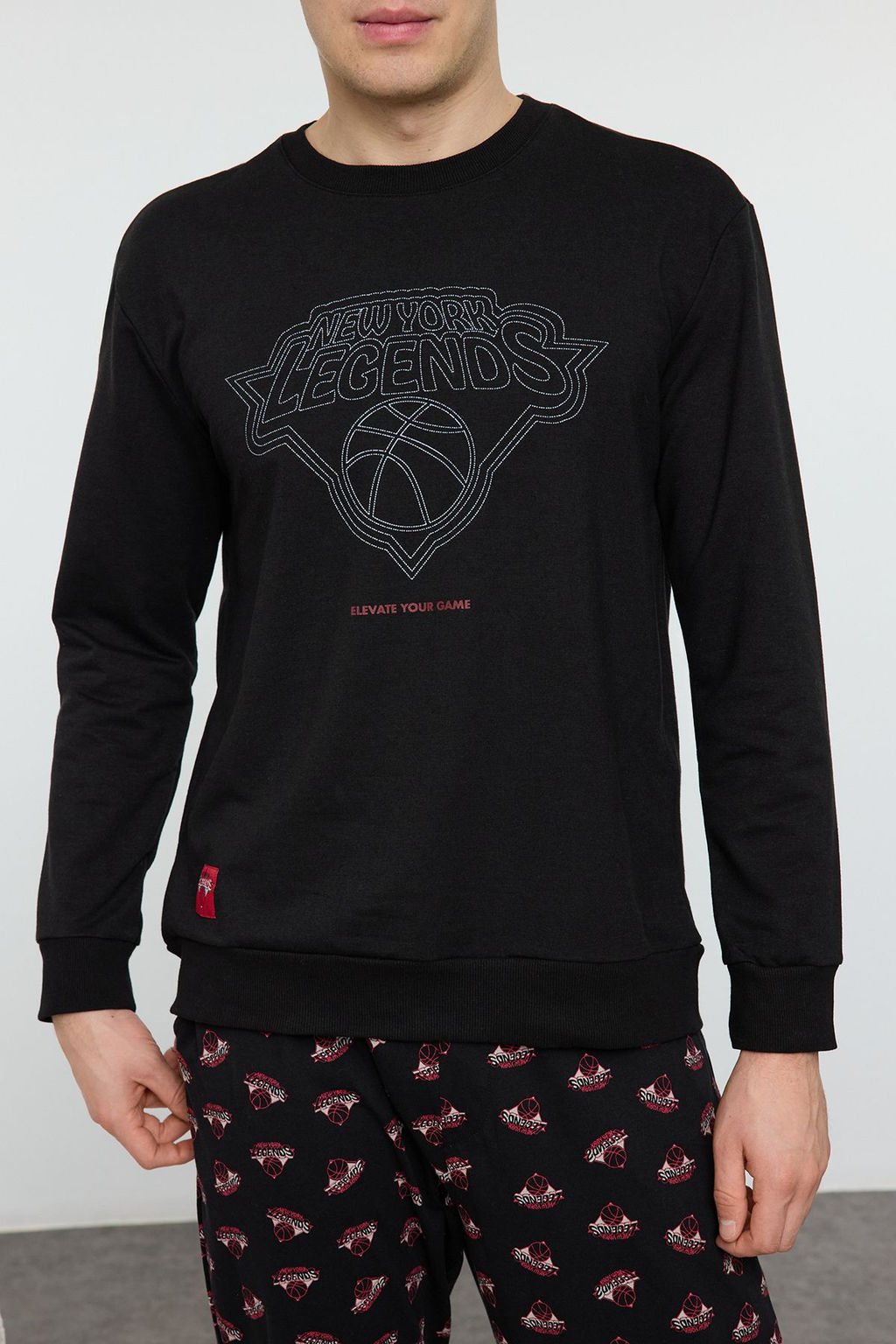 TRENDYOL MAN Siyah Regular Fit Bask?l? Etiketli Orme Pijama Tak?m? TMNAW25PT00012 - Trendyolmilla фото 3