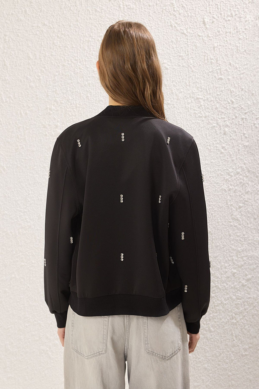 TRENDYOLMILLA Siyah Regular Tas Detayl? Bomber Ceket Mont TWOSS25MO00035 фото 4