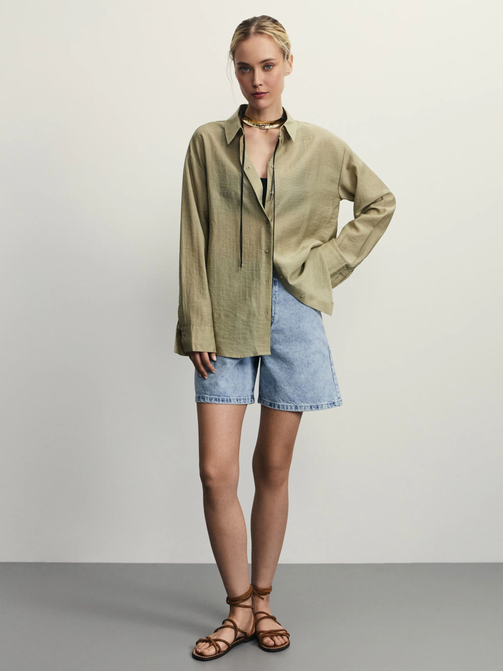 Джинсовые шорты А-силуэта / Zarina  фото 2