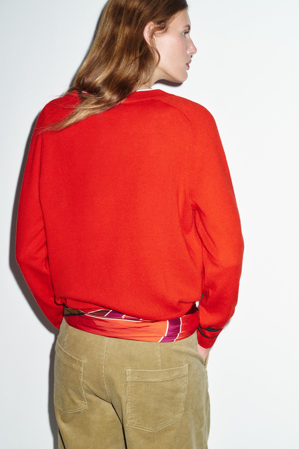 WOOL BLEND V-NECK JUMPER - Zara фото 13