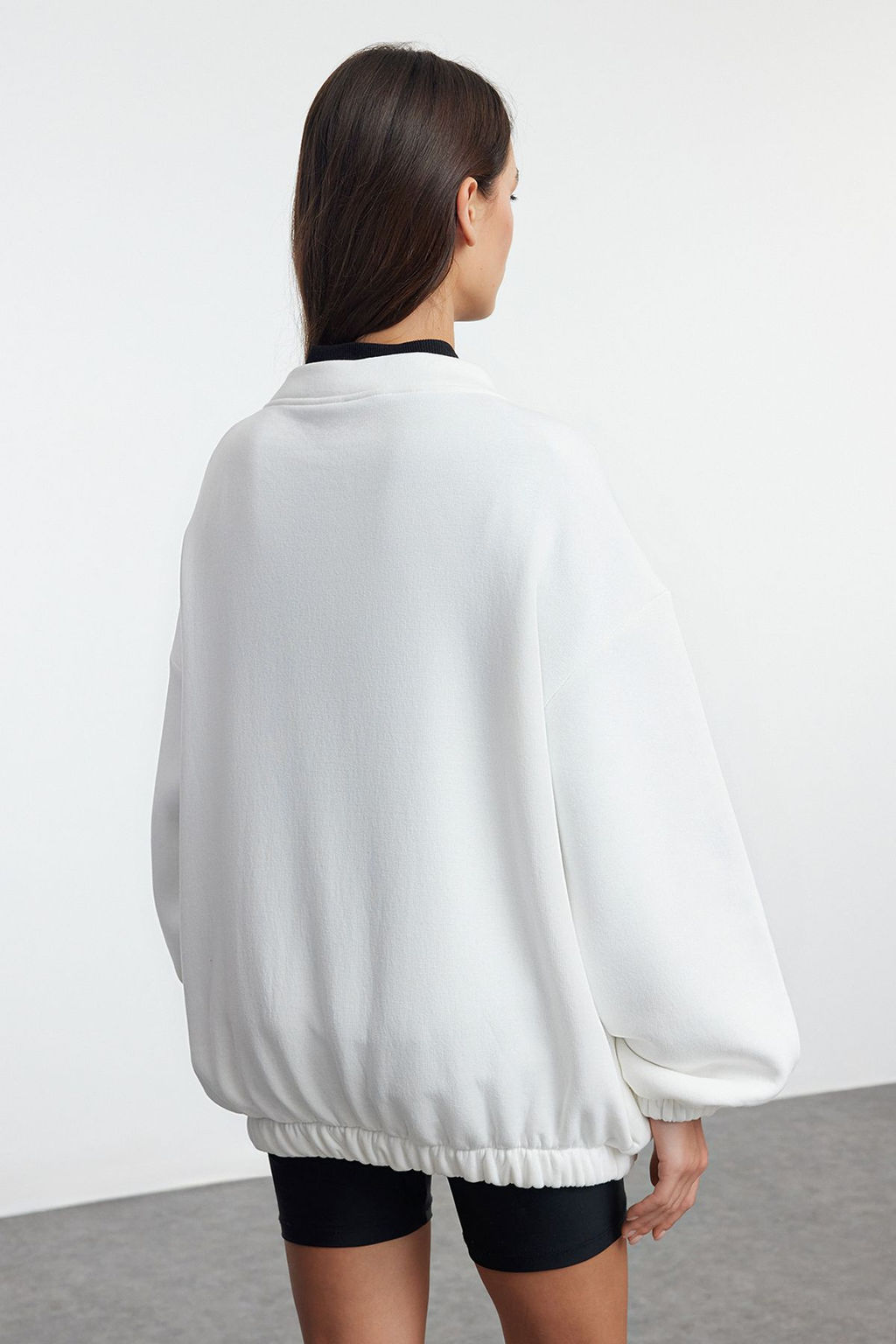 Ekru Fermuarl? Oversize/Genis Kal?p Kal?n Ici Polarl? Orme Sweatshirt TWOAW25SW00122