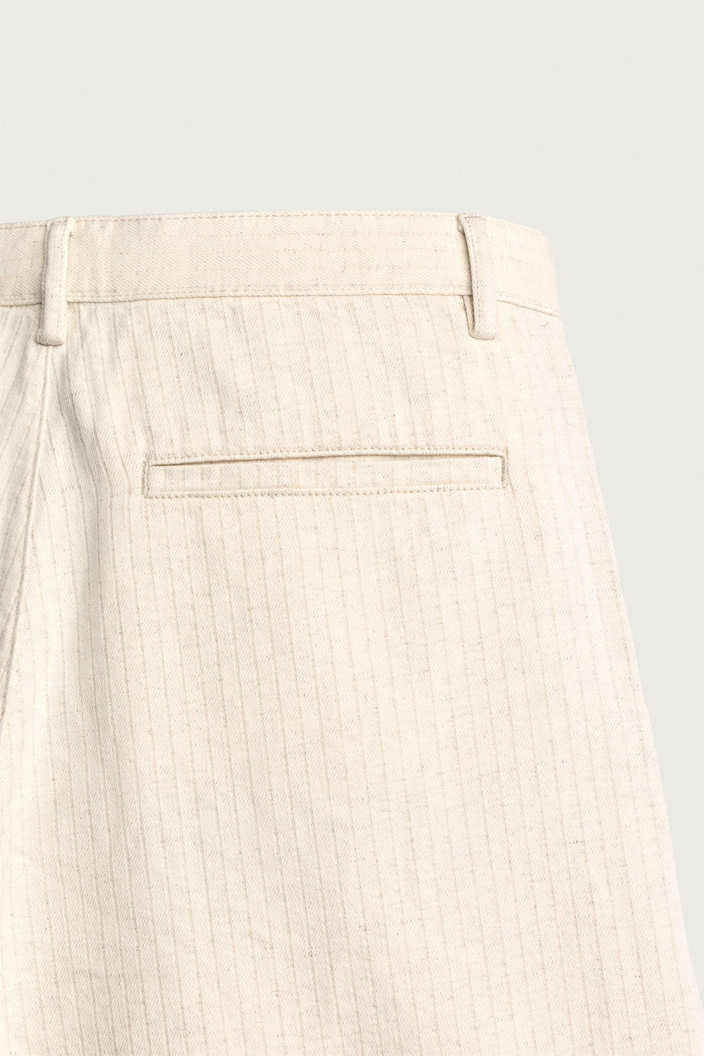 BERMUDA WIDE FIT RAYAS PLIEGUES / Crudo - Zara фото 9