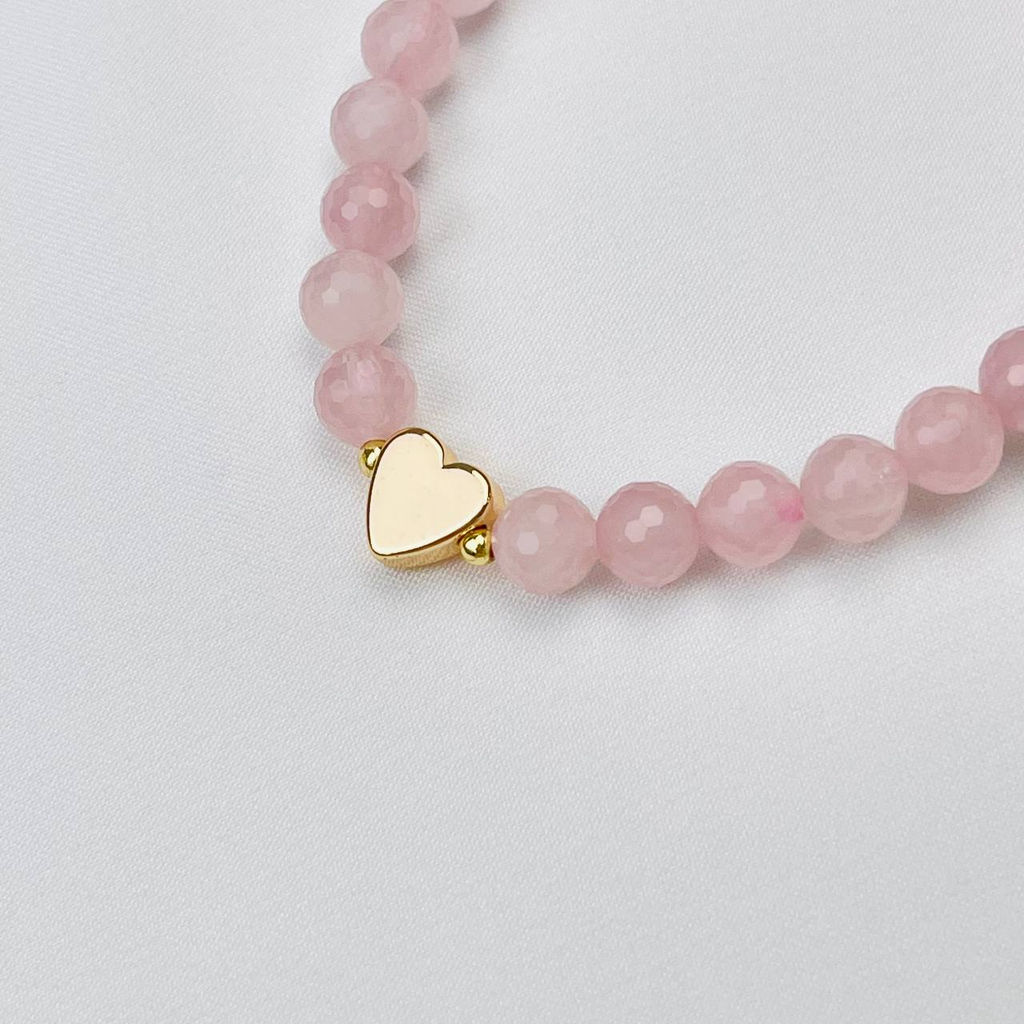 Браслет из мадагаскарского Розового кварца со вставкой "Сердце" 17 см