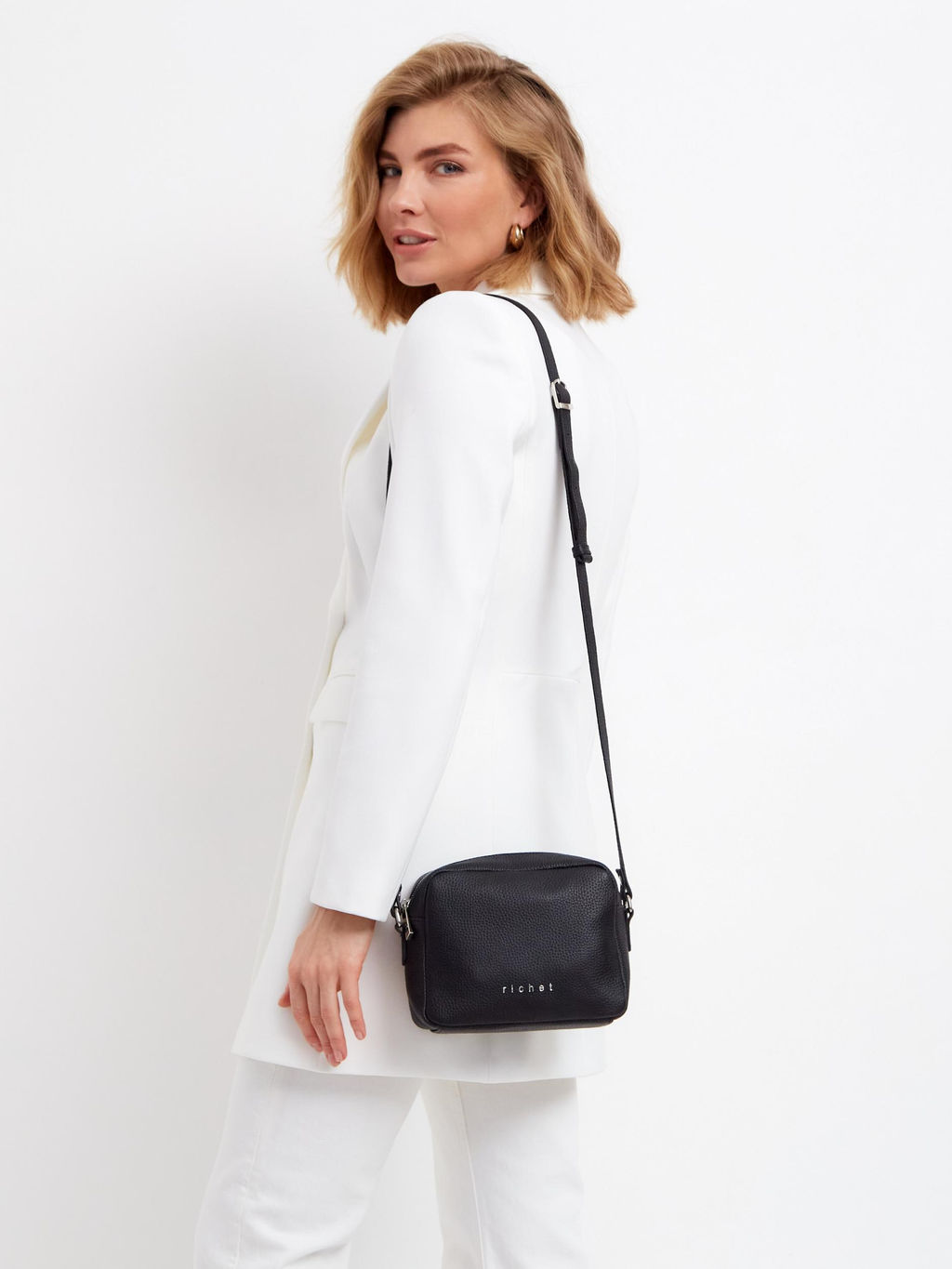 Женская кожаная сумка Richet 2611LN 664 Черный(s)