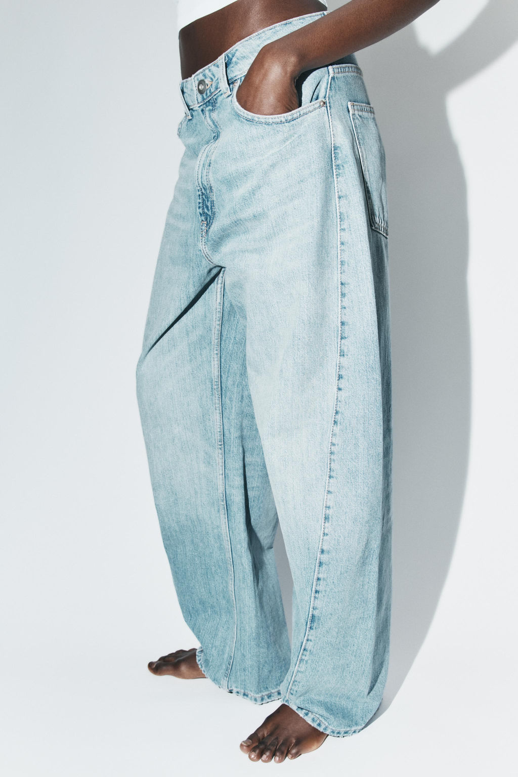 TRF BAGGY BALLOON MID-WAIST JEANS - Zara фото 20