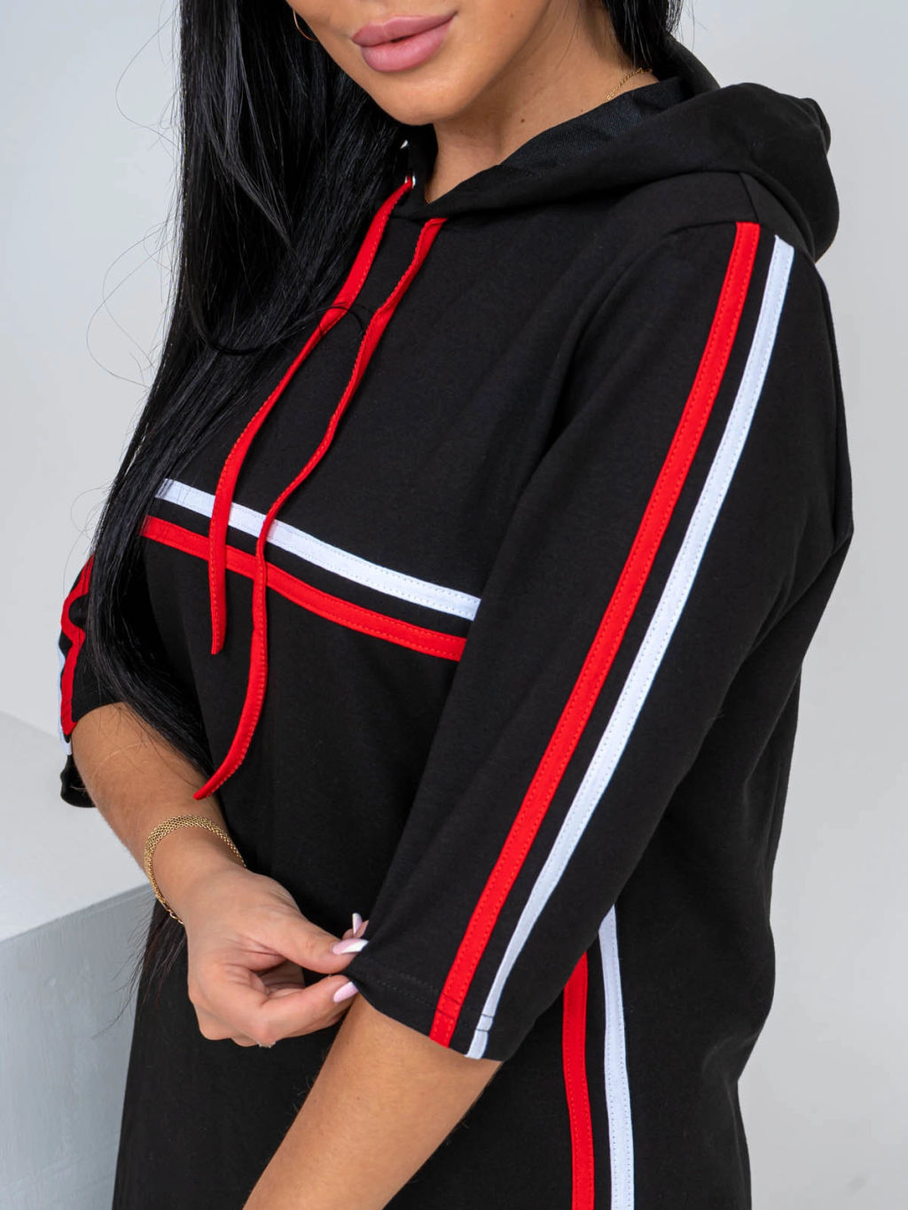 Платье женское, цвет черный