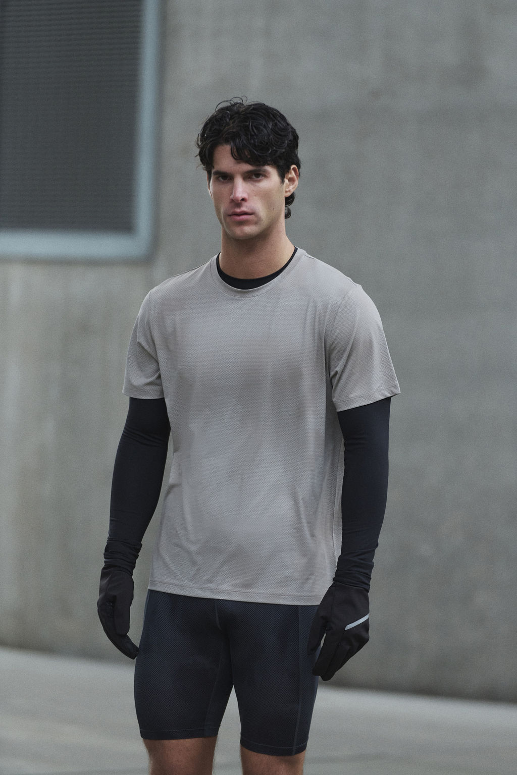 Camiseta de deporte de malla con DryMove - H&m фото 15