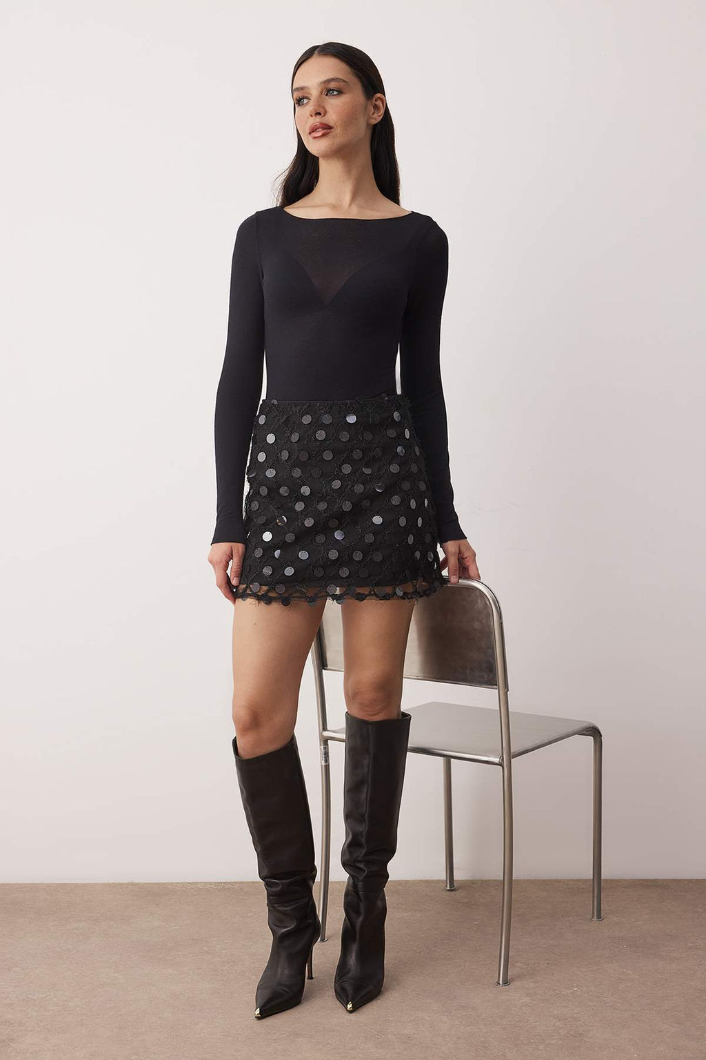 Siyah Super Mini Buyuk Payetli Party Etek TPRAW26ET00020 - Trendyolmilla фото 2