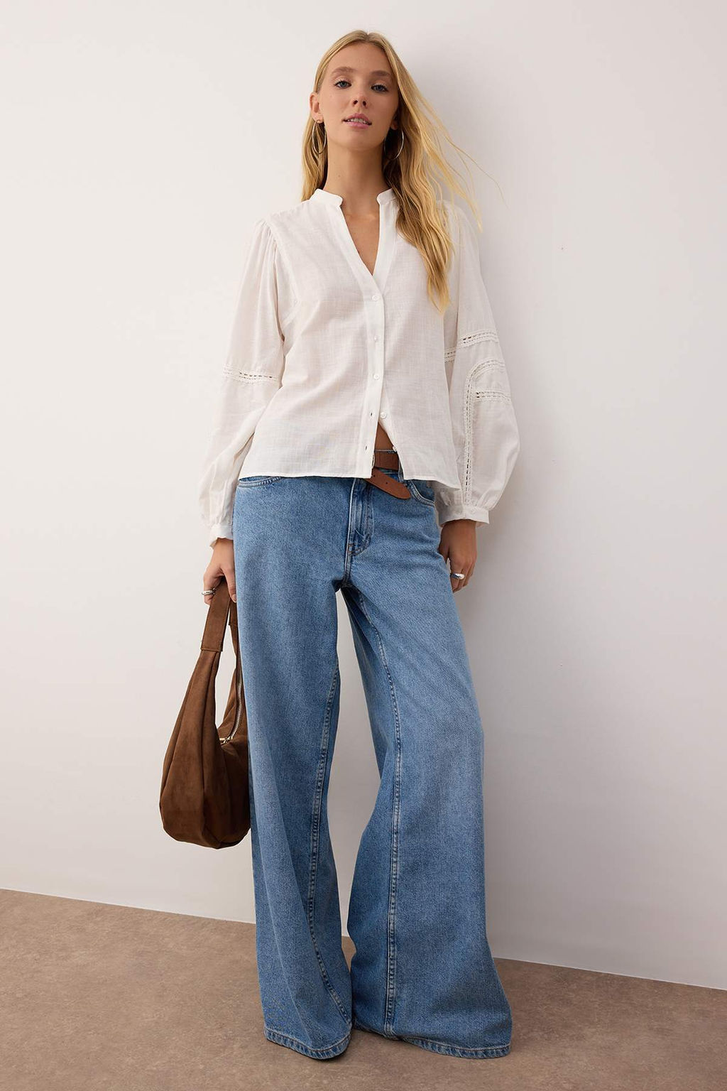 Beyaz Kollar? Dantel Serit Detayl? Boho Gomlek TWOAW26GO00068