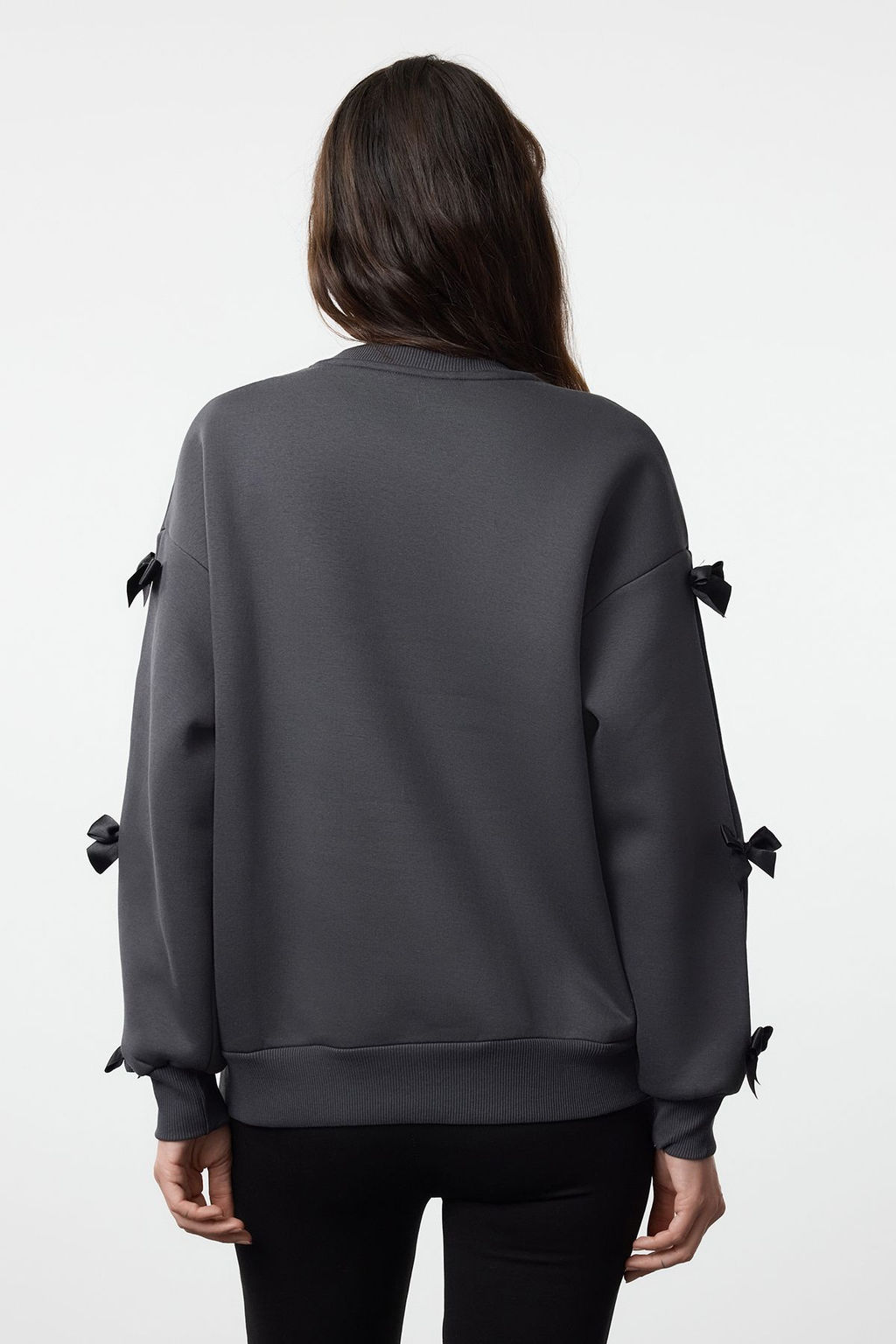 Antrasit Fiyonk Detayl? Oversize/Genis Kal?p Kal?n Ici Polarl? Orme Sweatshirt TWOAW25SW00249