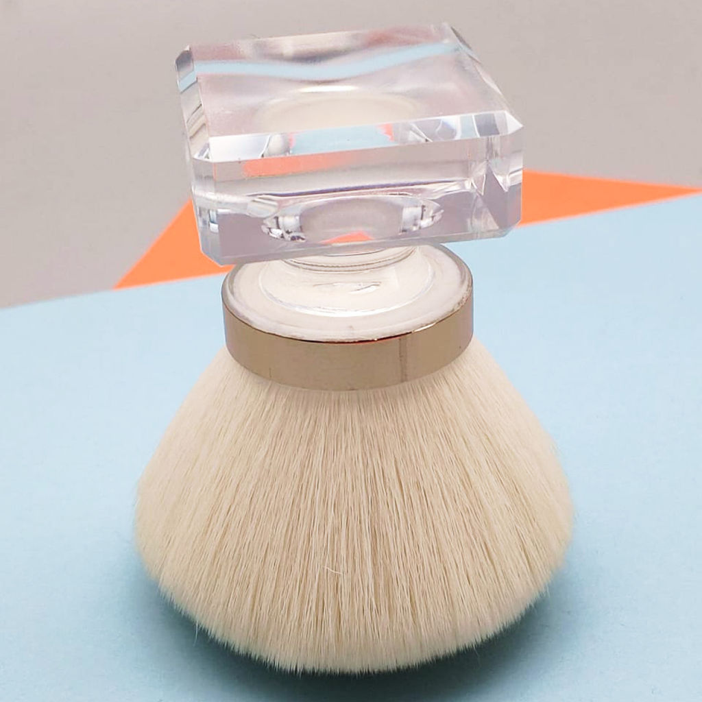 Kristaller Кисть-сметка для удаления маникюрного опила и волос, белый фото 6